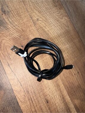 Black USB to Lightning Charging Cable